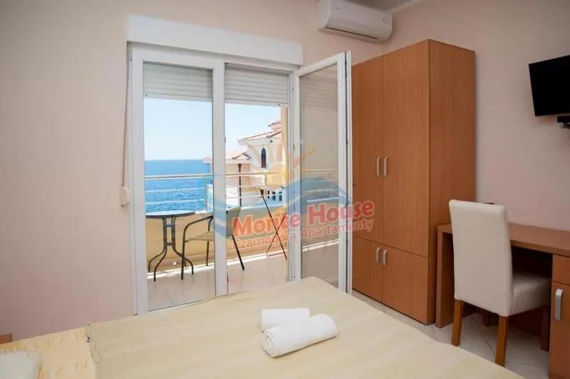 Apartmani Lux Sea 우체하 외부 사진